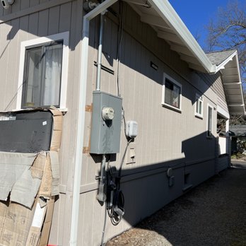 Gutter V works - Just one downspout - Gutter Services Near Me - North Highlands, California