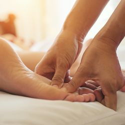 Zero Gravity Massage Center - Foot massage