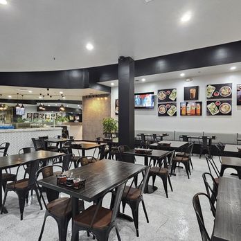Pho Redbo - Clean and spatial space. - Vietnamese Near Me - Westminster, California
