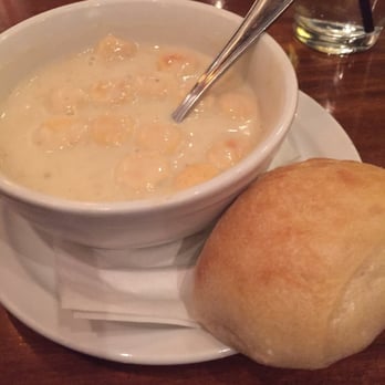 Phillips Seafood - Cream of crab soup - Seafood Near Me - Baltimore, Maryland