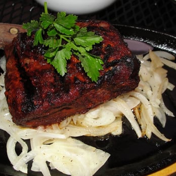 Mama Roomba - Tri Tip (comes with a Chimichuri sauce) - Caribbean Near Me - Bakersfield, California Mama Roomba - Tri Tip (comes with a Chimichuri sauce) - Caribbean Near Me - Bakersfield, California