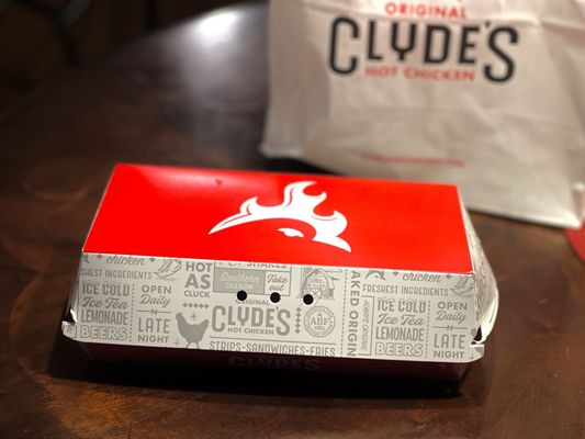 Original Clyde's Hot Chicken by null
