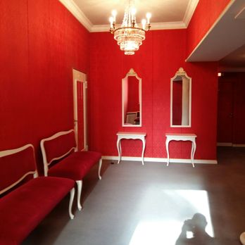 Deutsches Theater - Performing Arts Near Me - Berlin, BE