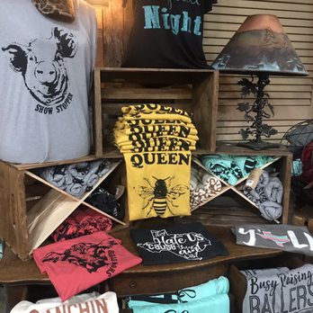 Sam I Am Boutique - Women's Clothing Near Me - Bulverde, Texas