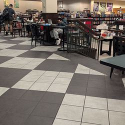 Barnes & Noble
