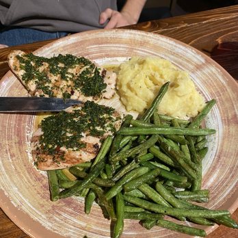 Pub 'n Grub - Green chili chicken breast with mashed potatoes and green beans. - Gastropubs Near Me - Angel Fire, New Mexico Pub 'n Grub - Green chili chicken breast with mashed potatoes and green beans. - Gastropubs Near Me - Angel Fire, New Mexico