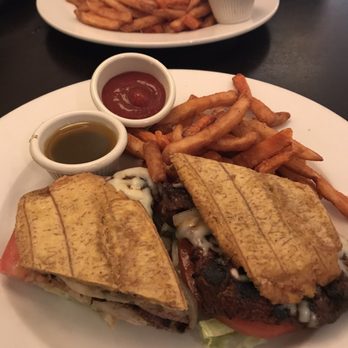 Havana Grill - Cuban Near Me - Chicago, Illinois