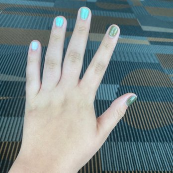 Luna Luxe Nail Loft - Gel mani - Nail Salons Near Me - Tampa, Florida