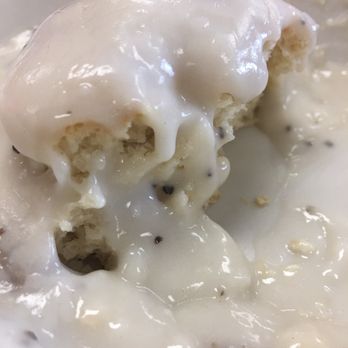 Oscars - Biscuits and gravy - Breakfast & Brunch Near Me - Hiawatha, Iowa