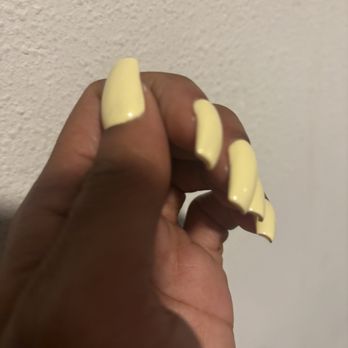 Gallery Nails and Spa - sloppy rushed nails - Nail Salons Near Me - Burbank, California