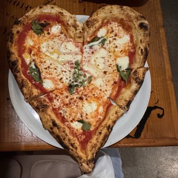Siamo Napoli - The best pizza! - Italian Near Me - San Diego, California