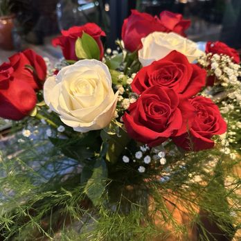 Browns Socialhouse - The flowers they presented me with, arranged by my wonderful husband! - Canadian (New) Near Me - Brandon, Manitoba