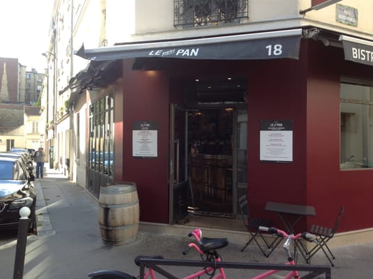Petit Pan by null