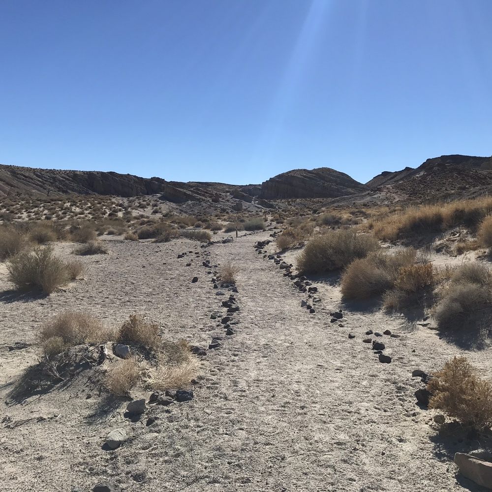 Hagen Canyon Nature Trail - Hiking Near Me - Cantil, California