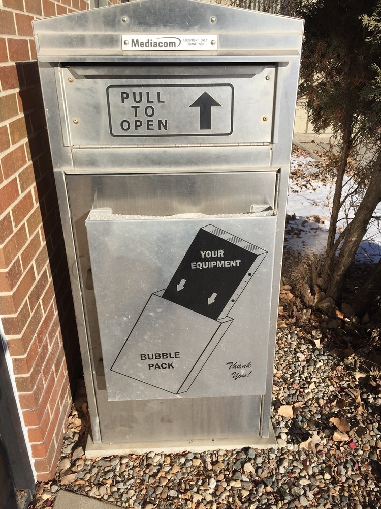 Updated October 2024 32 Reviews 225 S Dayton Ave, Ames