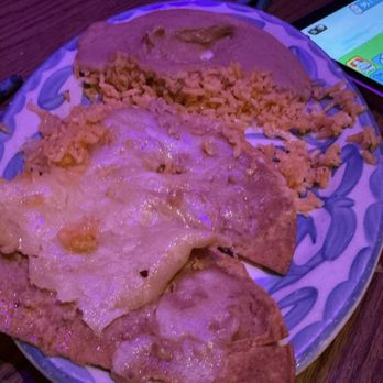 Mama Betty’s - OLIVIA'S NACHOS - Cocktail Bars Near Me - Austin, Texas