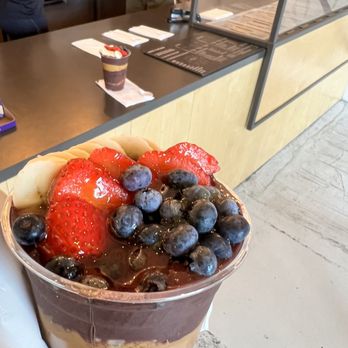 Oakberry Acai - Juice Bars & Smoothies Near Me - Miami, Florida Oakberry Acai - Juice Bars & Smoothies Near Me - Miami, Florida