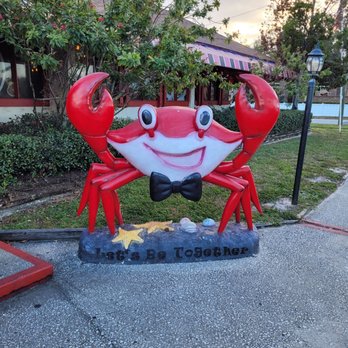 Mr and Mrs Crab - Greated by a smiling face. - Seafood Near Me - Tampa, Florida Mr and Mrs Crab - Greated by a smiling face. - Seafood Near Me - Tampa, Florida