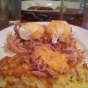 Blue's Egg + Bakery - Classic Benedict with cheddar and ham hashbrowns. - Breakfast & Brunch Near Me - Milwaukee, Wisconsin Blue's Egg + Bakery - Classic Benedict with cheddar and ham hashbrowns. - Breakfast & Brunch Near Me - Milwaukee, Wisconsin