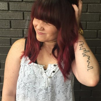 Sarah Bee Hair - Hair Stylists Near Me - Dallas, Texas Sarah Bee Hair - Hair Stylists Near Me - Dallas, Texas