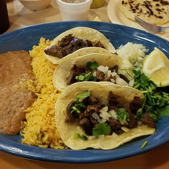 Market Latina Restaurant - Beef street tacos made with pure beef no grisle - Salvadoran Near Me - Fort Worth, Texas