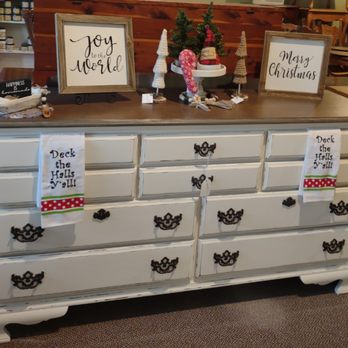 U-Neeks - Antiques Near Me - Saint Marys, Georgia