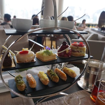 大堂酒廊 - Lounges Near Me - Hong Kong, HK