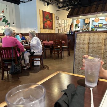 Mandarin Grill & Sushi Bar - Sushi bar & hall - Asian Fusion Near Me - Clive, Iowa
