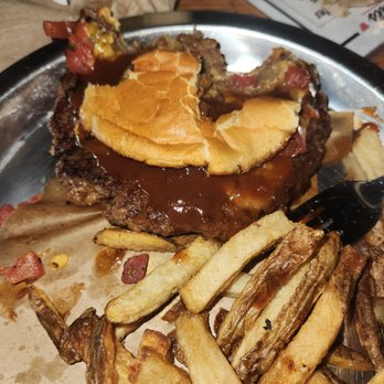 Dinosaur Bar-B-Que - Impossible Burger Vegan 100% Fries - Barbeque Near Me - Brooklyn, New York Dinosaur Bar-B-Que - Impossible Burger Vegan 100% Fries - Barbeque Near Me - Brooklyn, New York