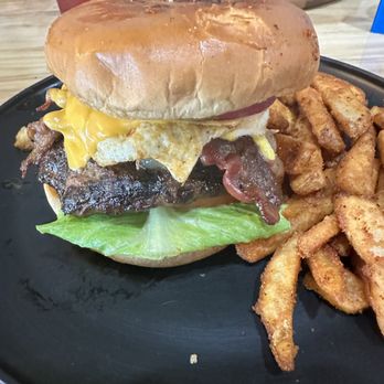 Alaskan Burger & Brew - Burgers Near Me - Anchorage, Alaska Alaskan Burger & Brew - Burgers Near Me - Anchorage, Alaska