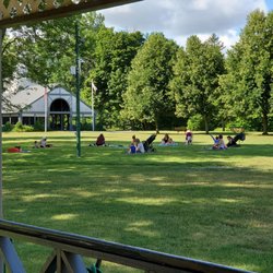 Glen Park - Social distancing play group