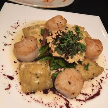 Crave - Sea Scallops - New American Near Me - Akron, Ohio