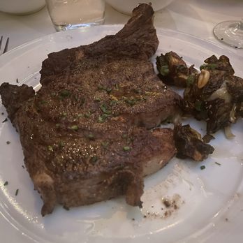 Eddie V's Prime Seafood - Steakhouses Near Me - Houston, Texas Eddie V's Prime Seafood - Steakhouses Near Me - Houston, Texas