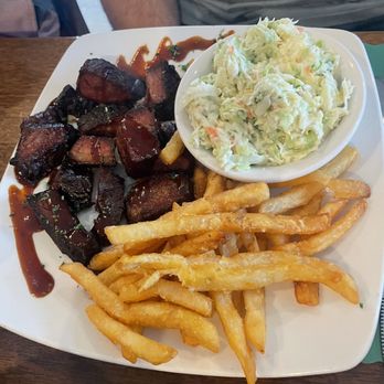 Coddington Brewery - Breweries Near Me - Middletown, Rhode Island
