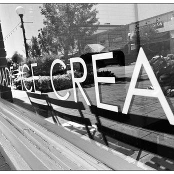Moo Moo Mia - Ice Cream & Frozen Yogurt Near Me - Monrovia, California