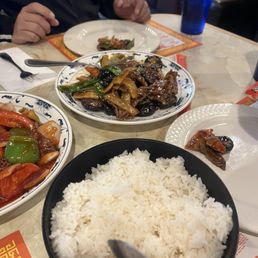 Beef with Black Mushroom and Bamboo Shoots Beef with Black Mushroom and Bamboo Shoots