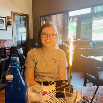 Stellini Trattoria - Free cheesecake for birthday with sparkler - Italian Near Me - Grapevine, Texas