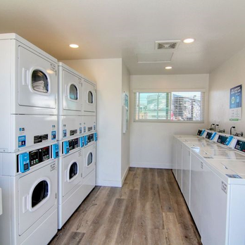 Oceanside RV Resort - RV Parks Near Me - Oceanside, California Oceanside RV Resort - RV Parks Near Me - Oceanside, California