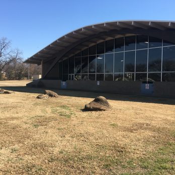 Meadowbrook Park & Sculpture Garden - Parks Near Me - Arlington, Texas
