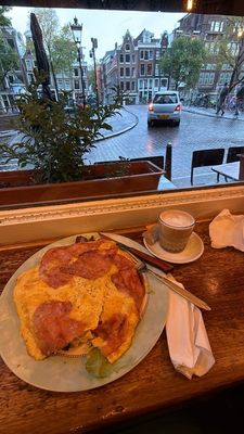 Broodje Bert by null