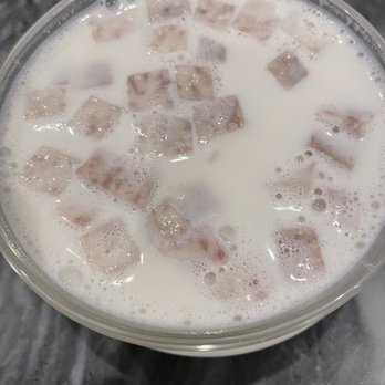 Double Ming Chinese Dessert - Taro with coconut milk and tapioca - Chinese Near Me - Scarborough, Ontario