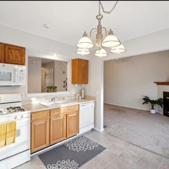 ATMcreation - Kitchen walls and ceiling painted - Painters Near Me ATMcreation - Kitchen walls and ceiling painted - Painters Near Me