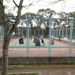 香港中華基督教青年會烏溪沙青年新村