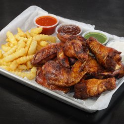 El Gallo De Acero - BBQ WINGS
