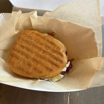 LUCA eats - BEC - Cafes Near Me - New Orleans, Louisiana