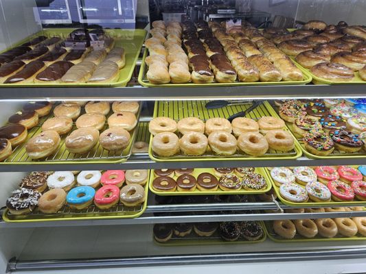 Tee's Donut's by null