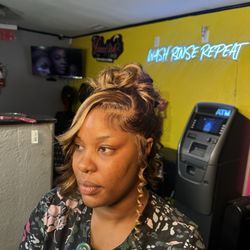 Laaavish - Lace frontal wig