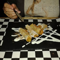 Cinc - Canelones de manzana, higos secos, yogurt y canela