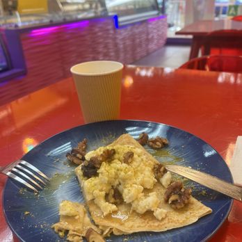 Gelati - Cleopatra Crepe with almonds honey Ashta and a cappuccino! - Gelato Near Me - West Hollywood, California