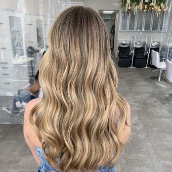 Nine Two Five Salon - Hair coloring - Hair Salons Near Me - Hayward, California